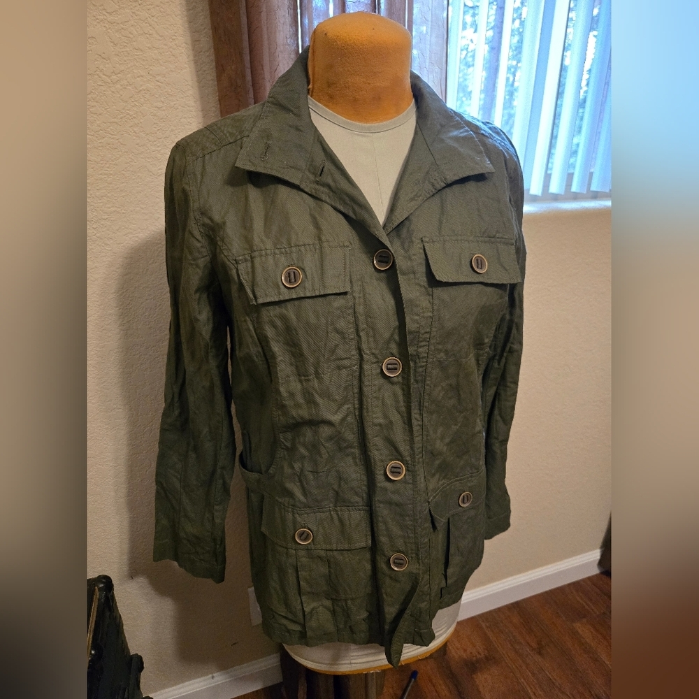 TravelSmith Olive Green Button-Down Utility Jacket